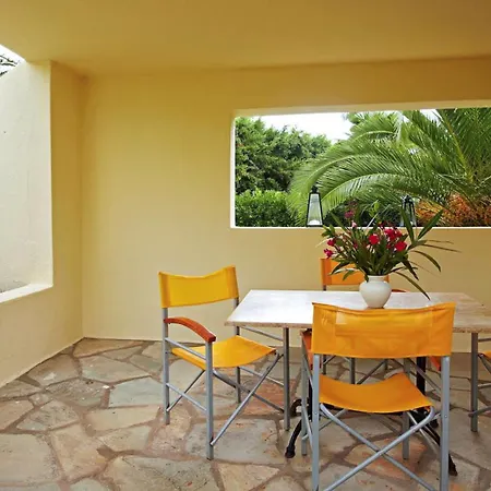 Луксозна вила Erato - Your Dream Getaway In Sani Seaside